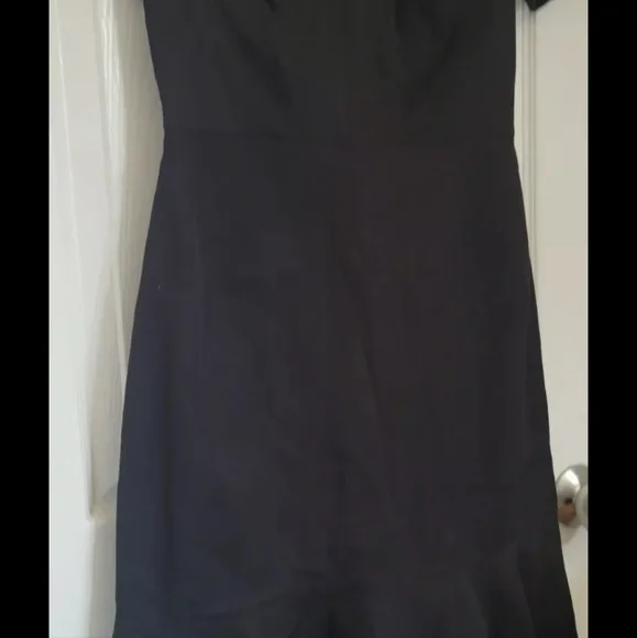 New Banana Republic Denim Black Ruffle Short Sleeve Split Neck Sheath Size 14 - Picture 3 of 7